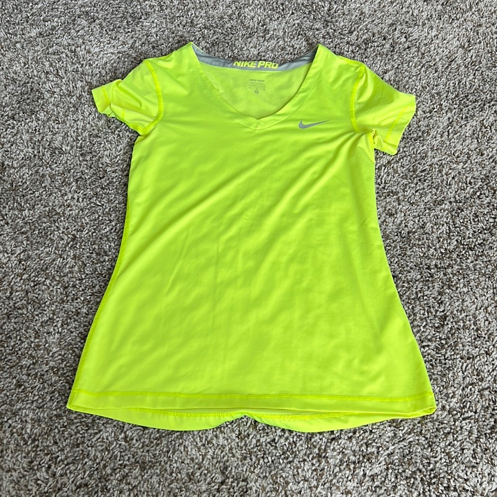 Nike Pro Workout Top. Form Fitting.